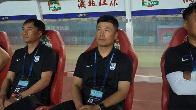 失誤后被棄5場(chǎng)，大連2將難留隊(duì)換馬萊萊不現(xiàn)實(shí)冬窗引援寧缺毋濫
