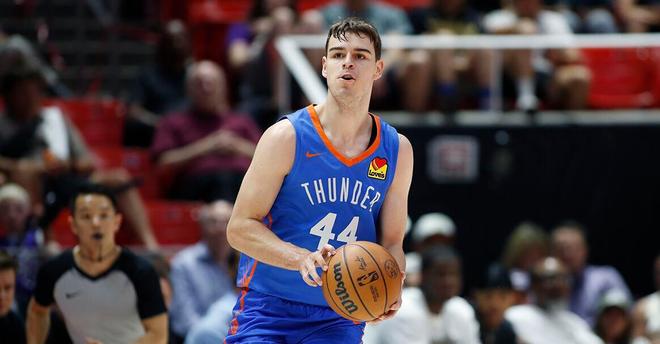 18歲成歐洲MVP，如今才20歲，只打過(guò)1場(chǎng)NBA季前賽，再度遭遇重病