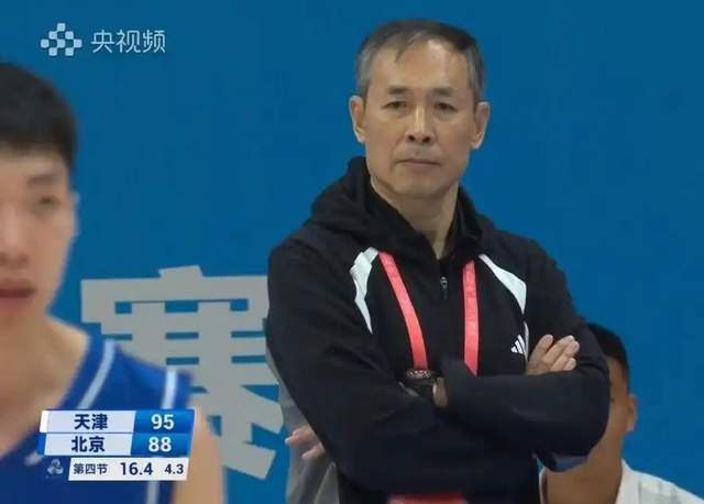 5國手加持干不過平民隊！CBA老帥糊涂啊，球迷：又是計劃內(nèi)輸球