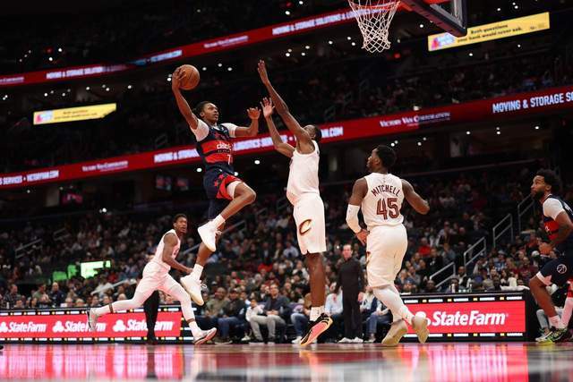 34分惨案！东部豪强7人上双火力全开，替补11记三分打爆鱼腩