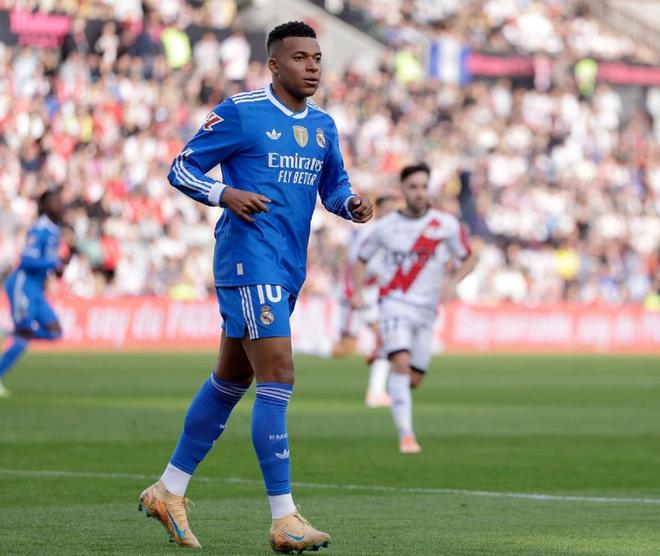 姆巴佩梦游全场0射正，梦魇之地00平苦主，皇马双线受阻两场不胜