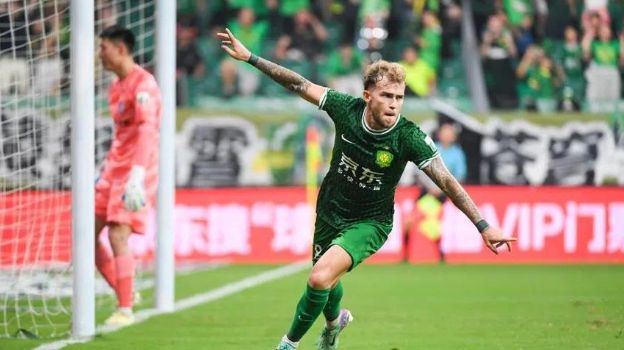 国安中场外援年底合同到期，拒不续约坚决要离队，反而是个好消息