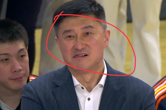 杜鋒臉色鐵青！CBA首秀被打成篩子后，這名后衛想進國家隊難了