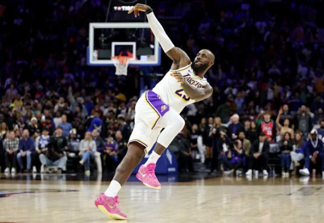 詹姆斯末節爆發破8年魔咒湖人關鍵時刻聯盟無敵