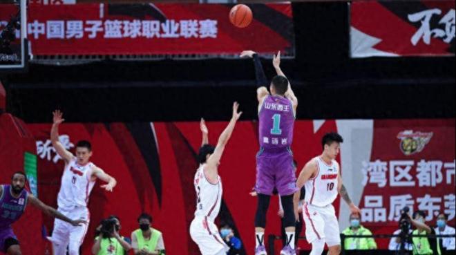 陶漢林受困于犯規(guī)，魯川大戰(zhàn)前受傷恐缺陣，戰(zhàn)四川鮑威爾需要爆發(fā)