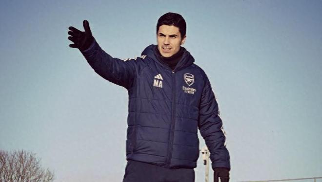 阿森纳圣诞领跑！8.5亿豪阵藏隐患，22年冠军荒能破