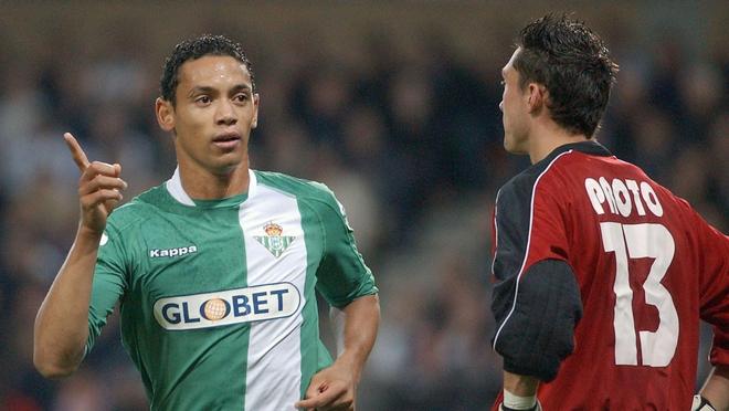 00闷平亨克，皇家贝蒂斯历史首次与比甲球队握手言和