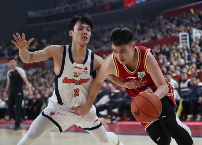 广东险胜山西迪亚洛成众矢之的！杜锋也陷舆论漩涡大V：没啥味道