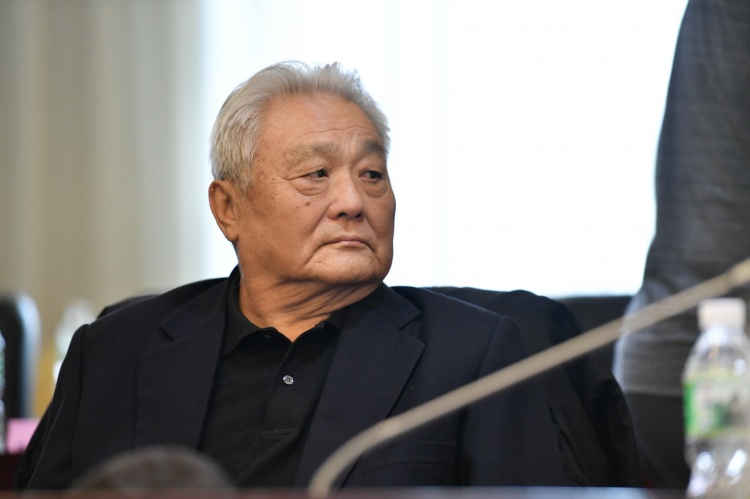 相聚，就是一种感恩！年维泗迎92岁生日，81岁徐根宝携弟子送祝福