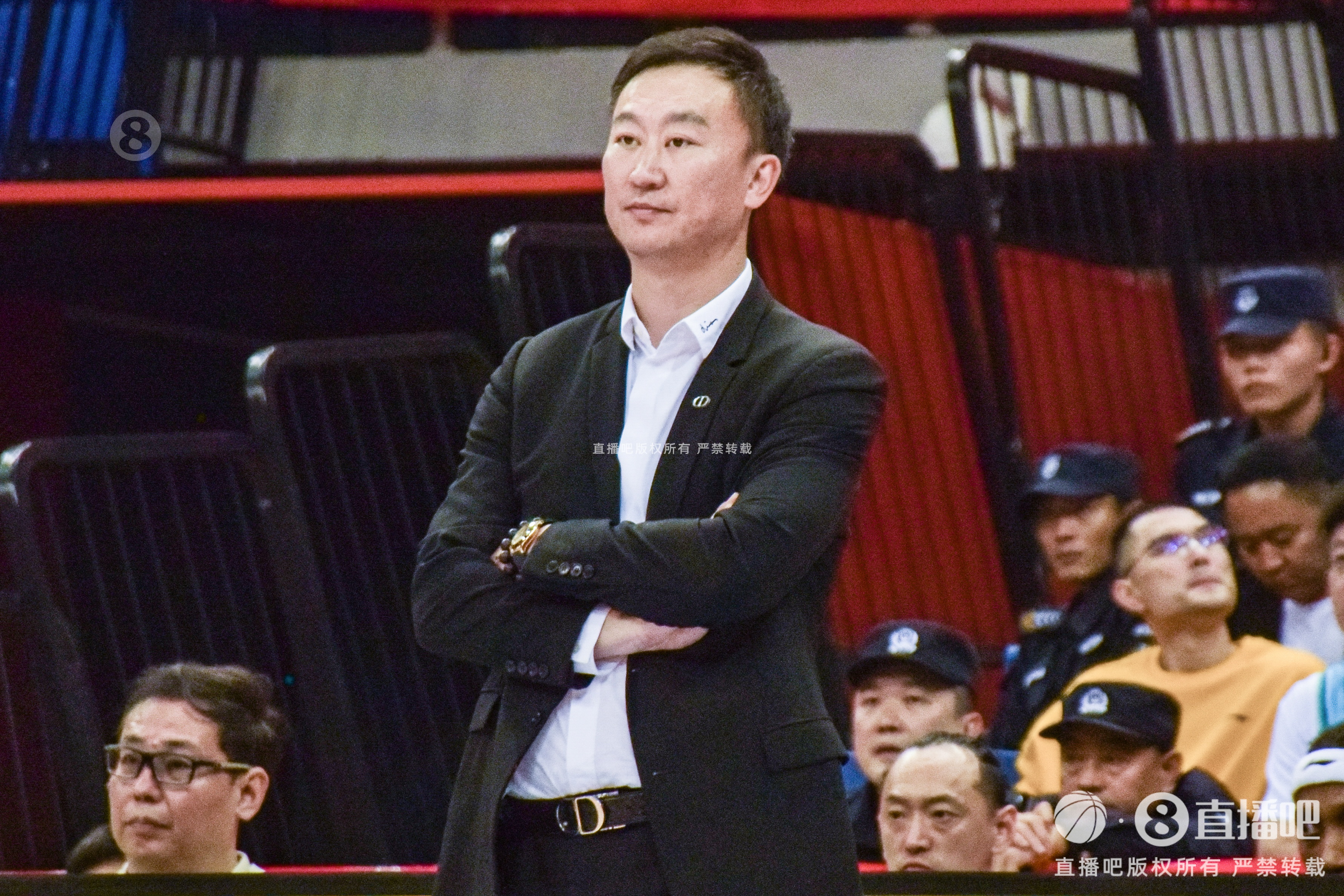 近三个赛季两次率队进季后赛！媒体人：青岛和主帅刘维伟完成续约