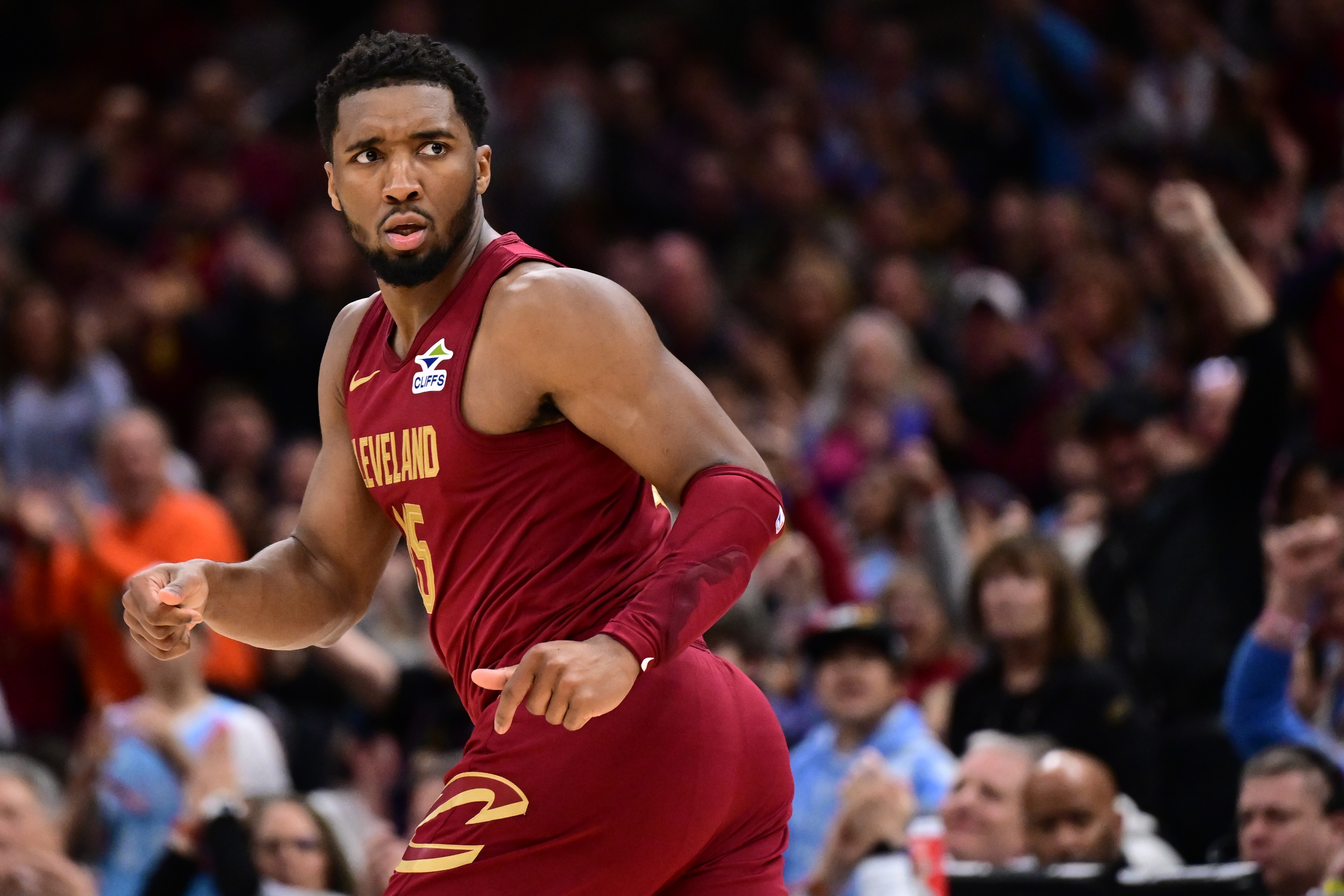 超越乔丹！米切尔连续8个季后赛系列赛G1砍下30+NBA历史最多