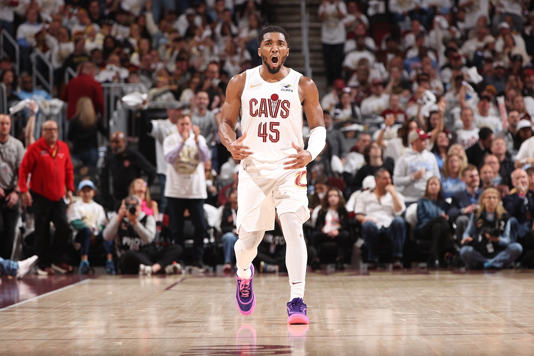 NBA彩经：骑士拿下步行者扳回一城雷霆再胜掘金夺回主场优势